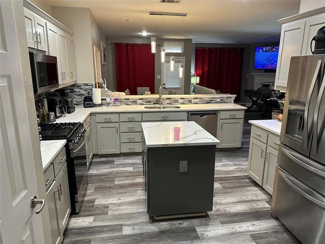 6428 Alexandra Meadows Dr Fort Worth, TX 76131 photo 3