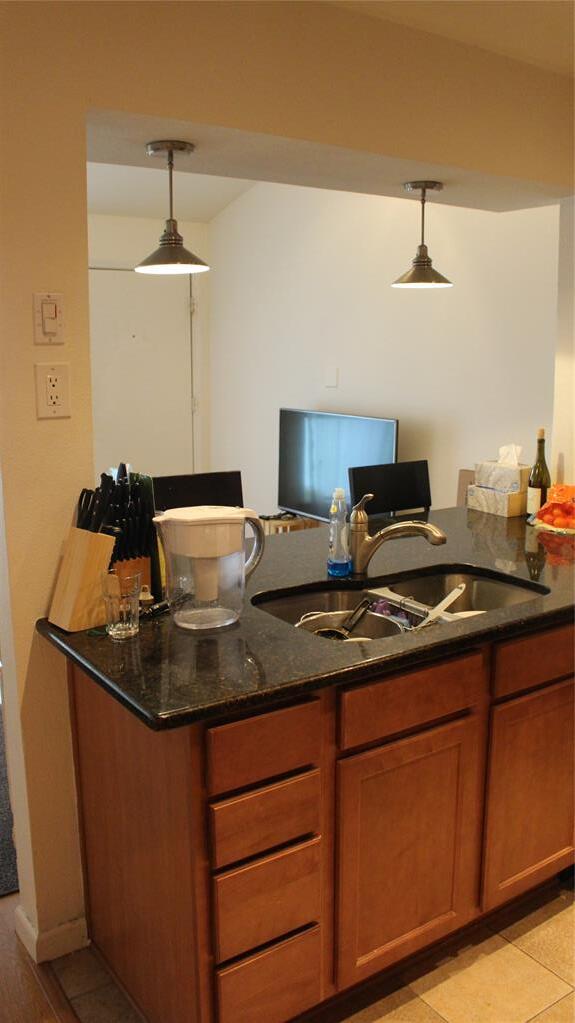 612 Park Pl Austin, TX 78705 photo 5