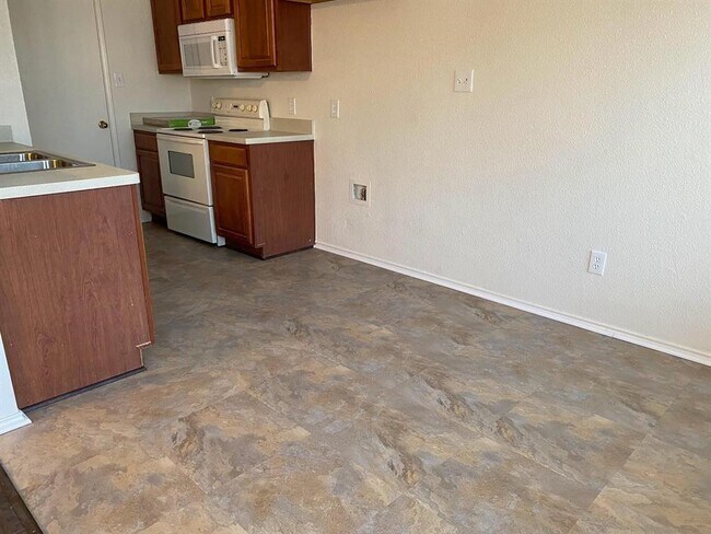 8645 Arcadia Park Drive, Fort Worth, TX 76244 photo 5