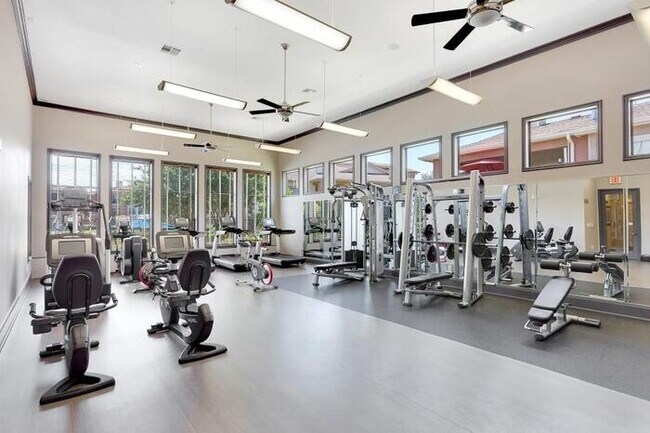 10701 S I-35 Frontage Rd Austin, TX 78747 photo 3
