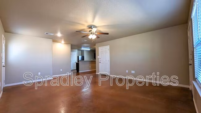 709 Laila Ln Belton, TX 76513 photo 5