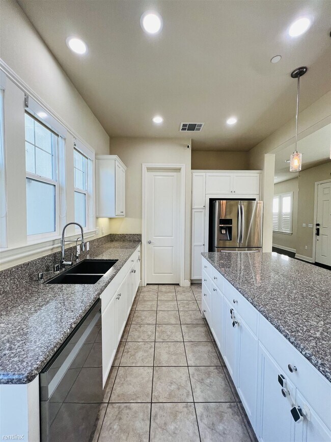 4390 Sunset View Drive, Dublin, CA 94568 photo 4