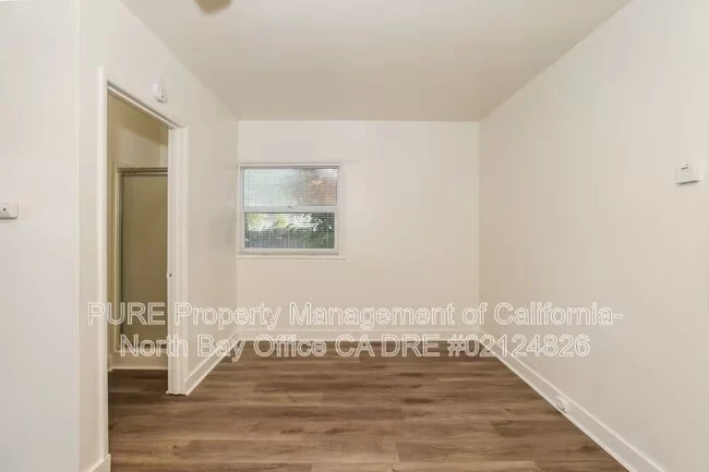 2107 Montgomery Dr Santa Rosa, CA 95405 photo 3