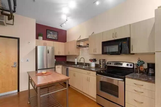 777 Sixth Ave San Diego, CA 92101 photo 3