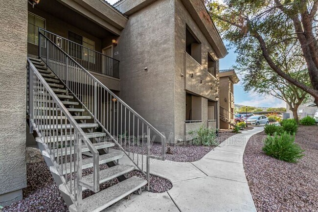 1720 E Thunderbird Rd Phoenix, AZ 85022