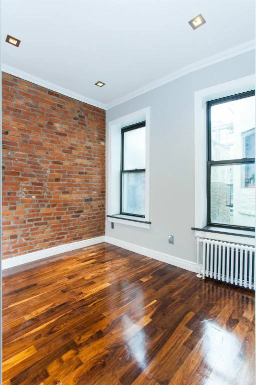 232 Elizabeth St New York, NY 10012 photo 4