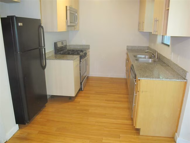 4907 Richmond Ave Austin, TX 78745 photo 4