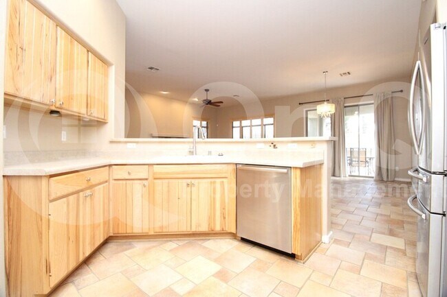 7003 S 39th Pl Phoenix, AZ 85042 photo 5