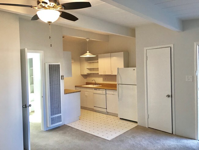 Chestnut Avenue Apartments photo 2