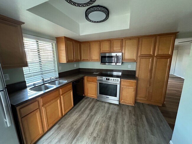 4957 Del Monte Ave San Diego, CA 92107 photo 3