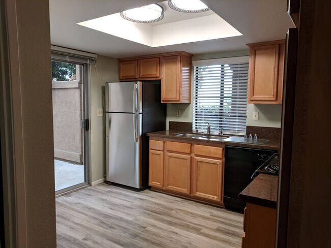 4957 Del Monte Ave San Diego, CA 92107 photo 4