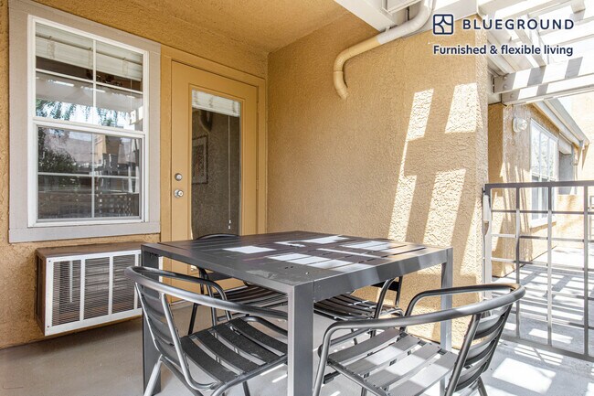 1570 Vista Club Cir Santa Clara, CA 95054 photo 4