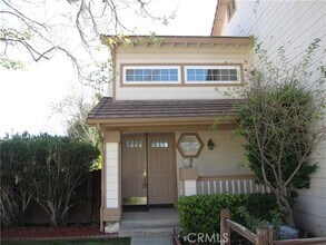 23801 Sierra Oak Dr Murrieta, CA 92562 photo 2