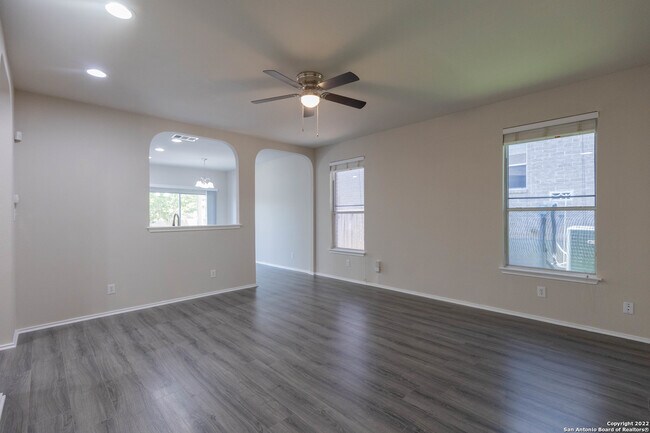 6106 Briscoe Leaf San Antonio, TX 78253 photo 3
