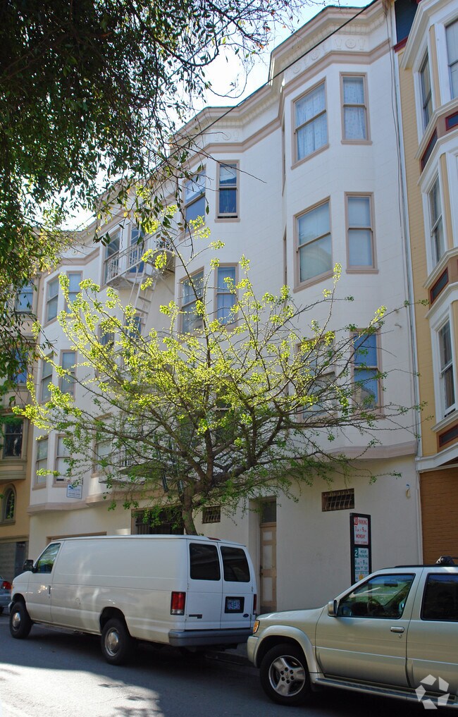 1373 Clay Street, San Francisco, CA 94109 photo 2