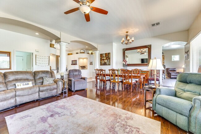 1425 N Harper Cir Mesa, AZ 85207 photo 3