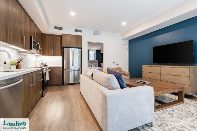 372 Fourth Ave San Diego, CA 92101 photo 3