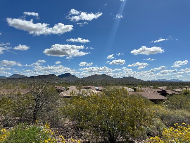 42107 North Mountain Cove Drive, Anthem, AZ 85086 photo 2