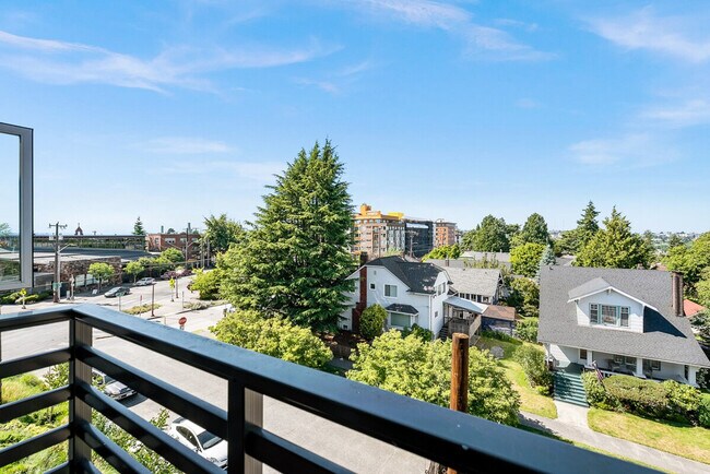 2811 18th Ave S Seattle, WA 98144 photo 5