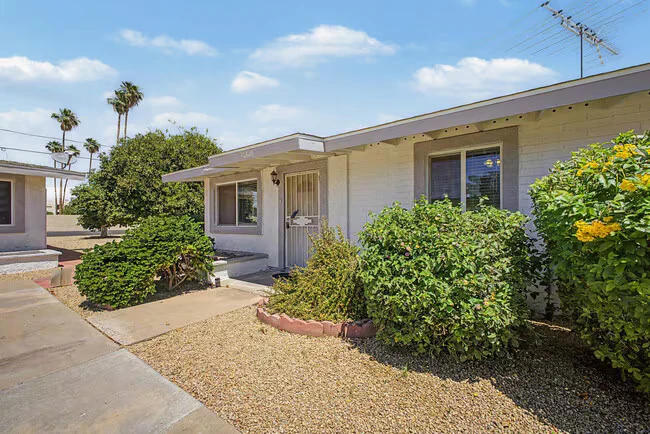 10606 W Oakmont Dr Sun City, AZ 85351 photo 3