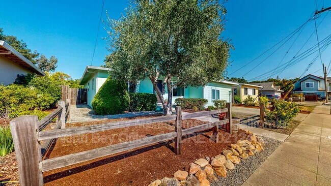 652 Corlano Ave Santa Rosa, CA 95404 photo 3