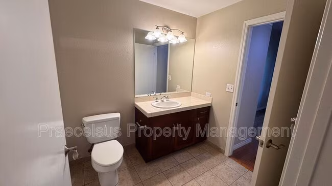 530 K St San Diego, CA 92101 photo 4