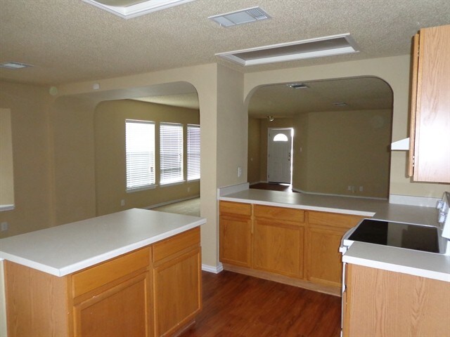 17808 Grener Cove, Pflugerville, TX 78660 photo 2
