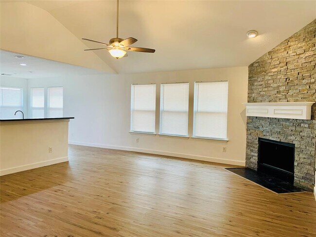 4034 Mt Everest Way Katy, TX 77449 photo 4