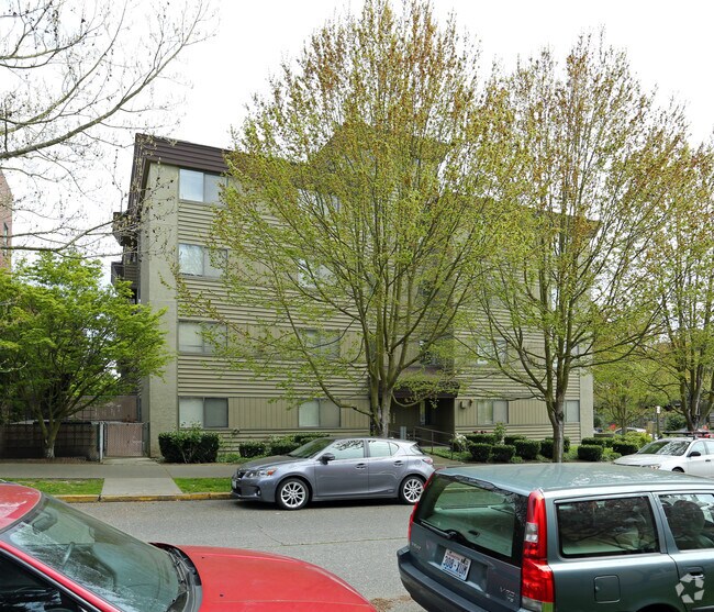 (1K) Kristine Apartments photo 3