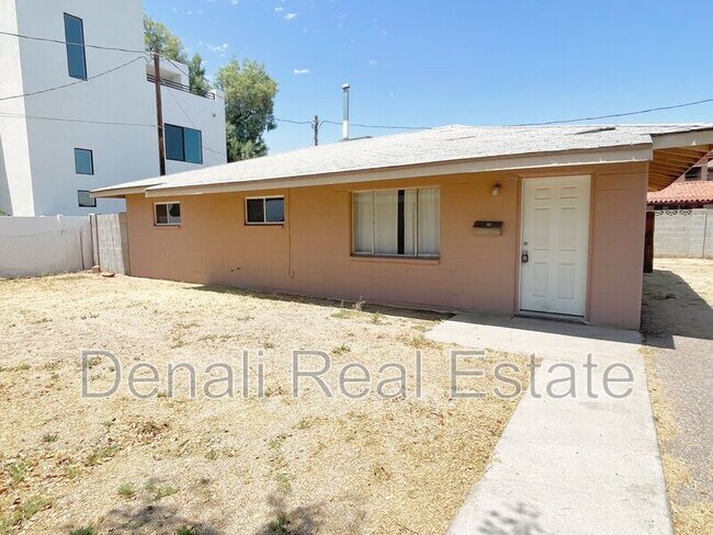 2138 E Turney Ave Phoenix, AZ 85016