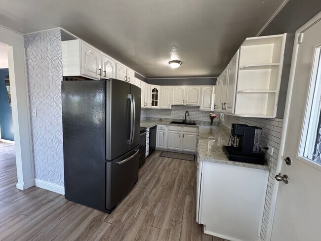 891 Warden Avenue, San Leandro, CA 94577 photo 5