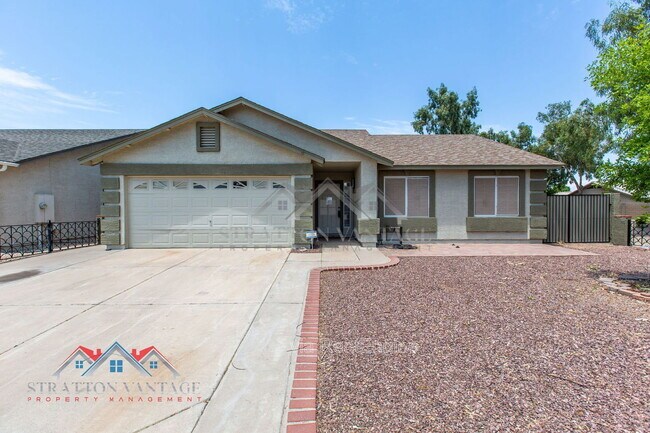 2334 E Longhorn Pl