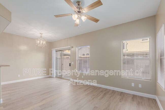 10512 W Almeria Rd Avondale, AZ 85392 photo 3