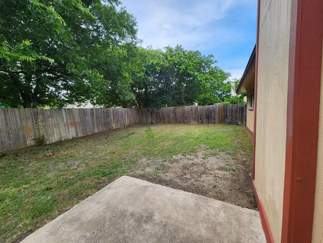 2107 Lazy Ridge Dr Killeen, TX 76543 photo 4