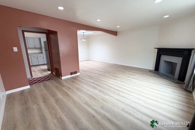 840 Templeton Ave Daly City, CA 94014 photo 5