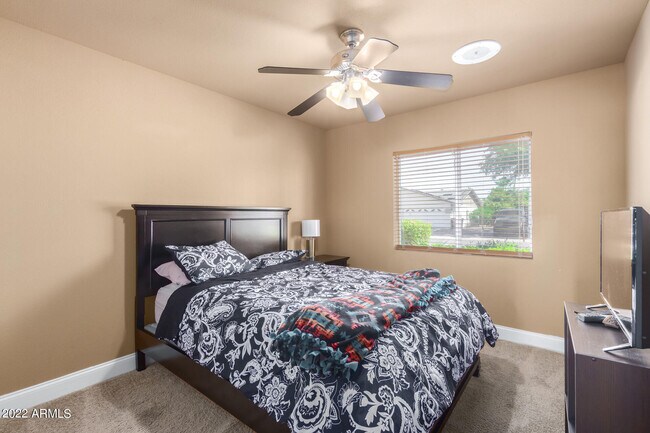 9373 E Altadena Ave Scottsdale, AZ 85260 photo 5