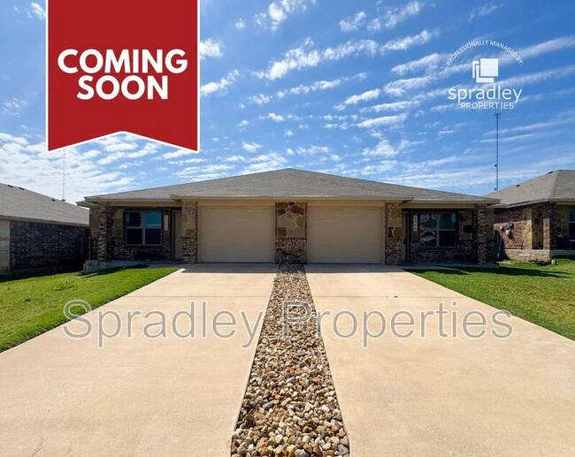 1548 Brady Wy Belton, TX 76513 photo 2