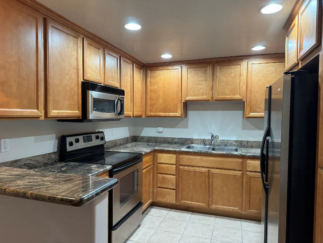 3993 Jewell St San Diego, CA 92109 photo 5