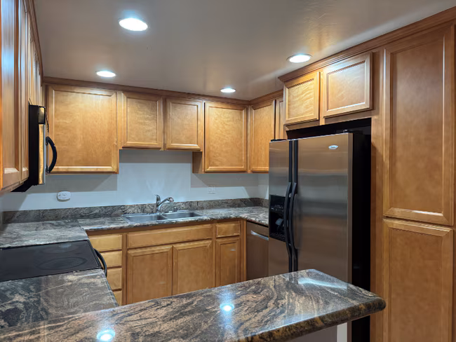3993 Jewell St San Diego, CA 92109 photo 4