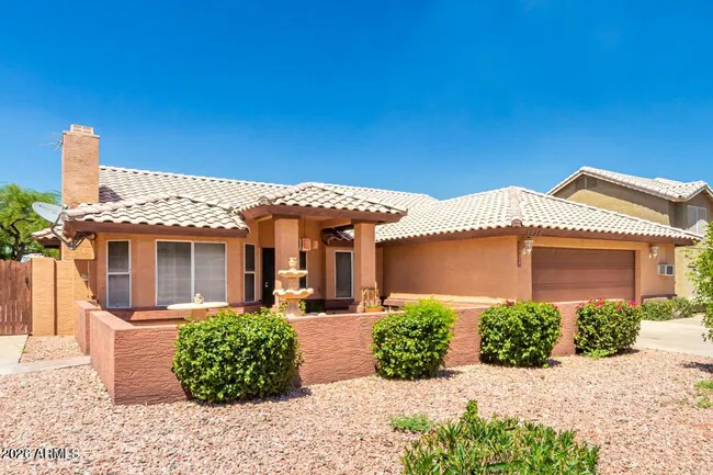 1924 E Sharon Dr Phoenix, AZ 85022 photo 5