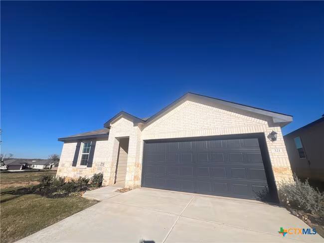 321 Cottonmouth Ln Seguin, TX 78155 photo 3