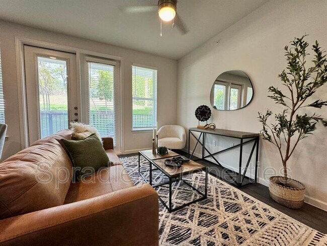 710 Shine St Belton, TX 76513 photo 4