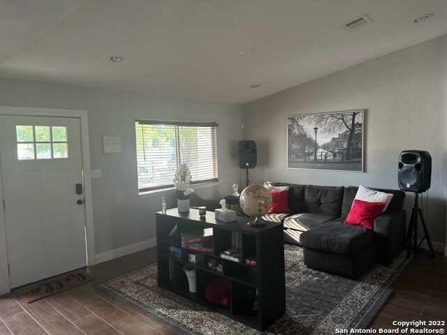 3606 Fred Ross Ln San Antonio, TX 78228 photo 3