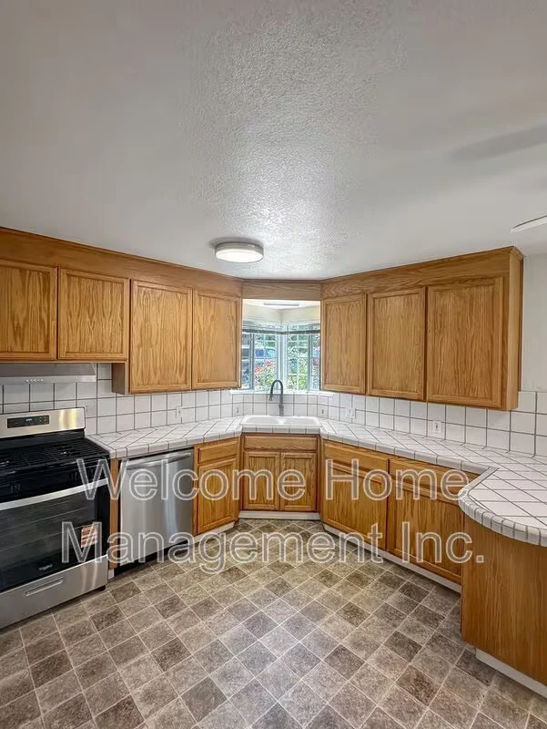3310 Geneva St Martinez, CA 94553 photo 4