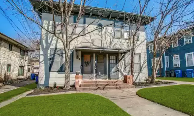 719 W French Plz San Antonio, TX 78212 photo 2
