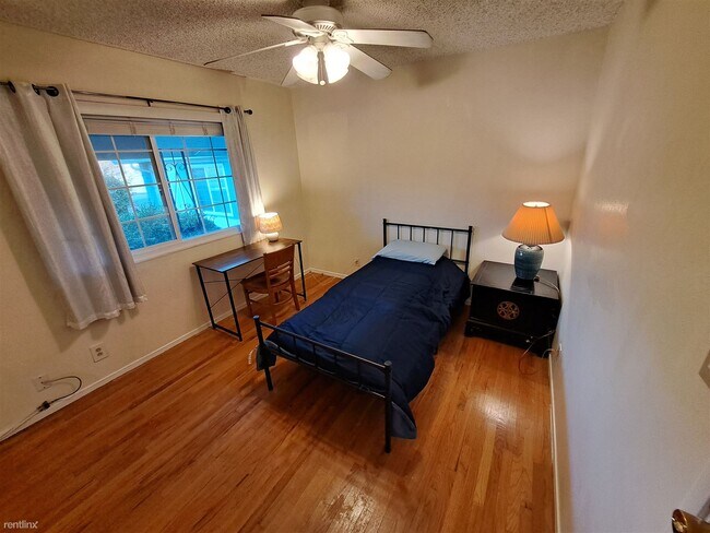 5517 Fiesta Rd Fremont, CA 94538 photo 5