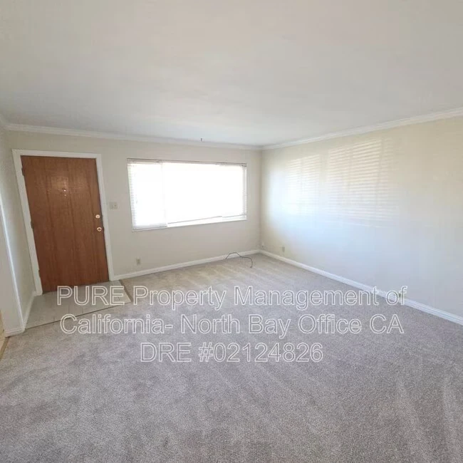 1520 Joan Dr Petaluma, CA 94954 photo 2