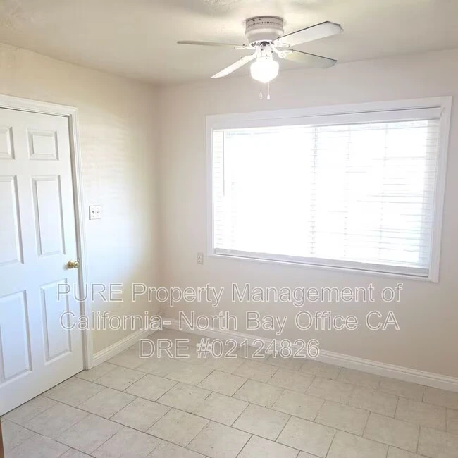 1520 Joan Dr Petaluma, CA 94954 photo 4