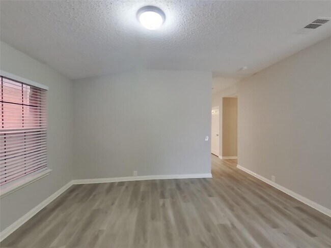8348 Orleans Lane, Fort Worth, TX 76123 photo 4