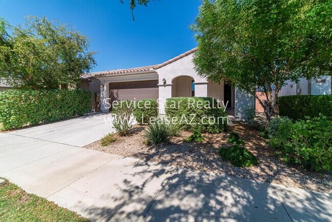 9828 E Tupelo Ave photo 2
